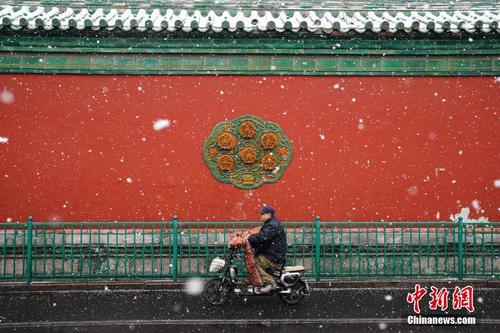 北京城区迎来首场大规模降雪 