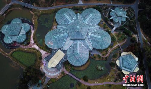 航拍中科院华南植物园 酷似“外星人基地”
