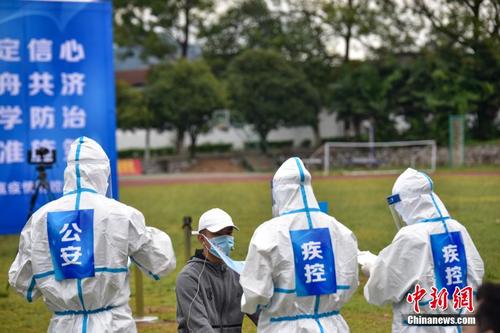 广西柳州市举行新冠疫情大规模核酸检测演练    