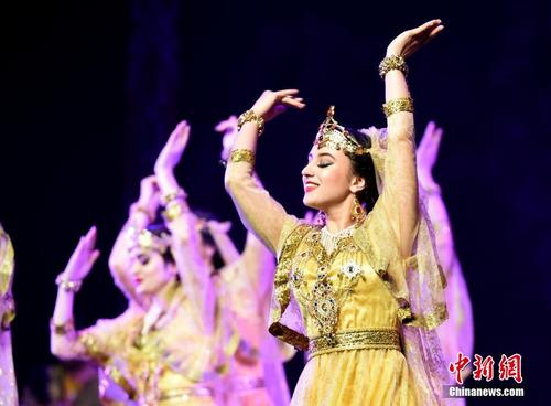 塔吉克斯坦文化演出在北京上演
