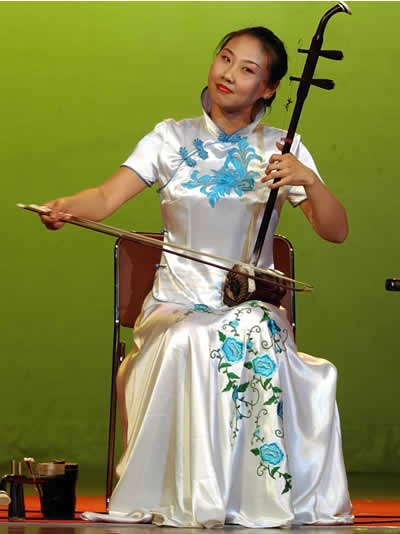 中国文化周在越南举行 黑龙江艺术团献歌舞(图