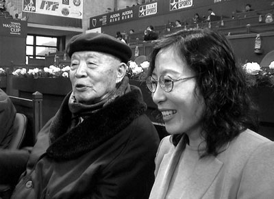 百岁上将吕正操的网球情结