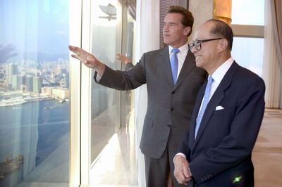 李嘉诚创业发财史:坎坷人生成就惊世财富(组图