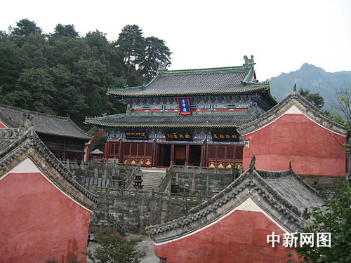 武当山南岩宫玄帝殿修复工程竣工
