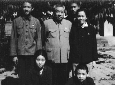 别梦依稀--父亲廖承志的亲情往事