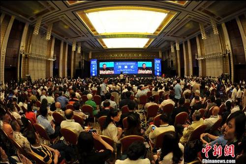 中国侨网资料图，第十六届华侨华人创业发展洽谈会在武汉开幕。 中新社记者 张畅 摄