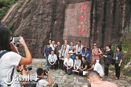 中国侨网海丝景点吸引各国学者 (晓东 摄)