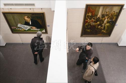 中国侨网“十月回眸·苏联十月革命和社会主义建设题材美术作品巡回展”持续至2月28日,市民可免费观摩。