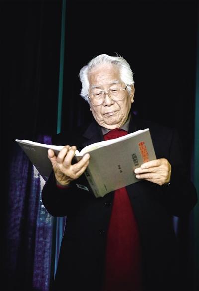 中国侨网从艺70年,李子敏先生终于完成了生命中的重任。