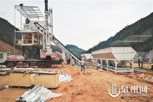 中国侨网兴泉铁路德化段正扎实推进相关工作 (陈晓东 谢档良 摄)