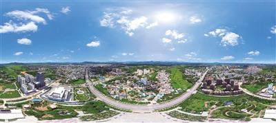 中国侨网俯瞰万宁市城区。(图片由万宁市委宣传部提供)