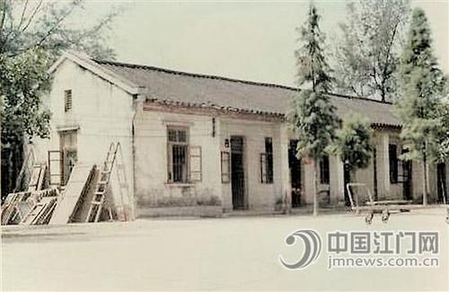 中国侨网1970年站营区营房。