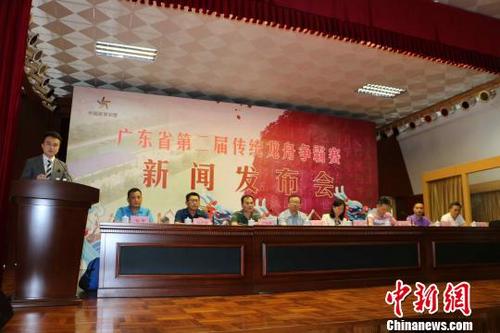 中国侨网参加新闻发布会的领导和嘉宾。唐贵江 摄