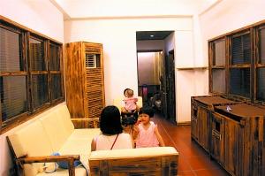 中国侨网“母婴室”内部有空调，有专门的换尿布区。文/图 广州日报全媒体记者曾毅