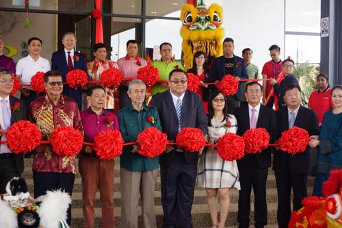 中国侨网代表团出席马来西亚佛山建材城开业庆典仪式
