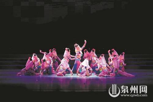 中国侨网舞蹈《阮厝的银腰带》