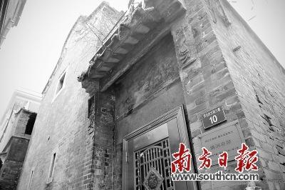 中国侨网在历史建筑监督员眼中,禅城是一个大型的“民居博物馆”。图为南庄罗园村内的古建筑。