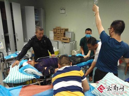 中国侨网受伤游客被送到医院。（常宗波 供图）