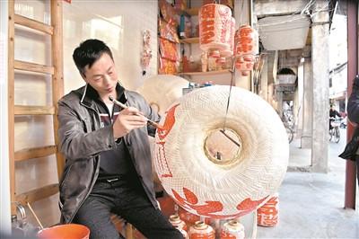 中国侨网庵埠古寨里从事传统行业的店铺。