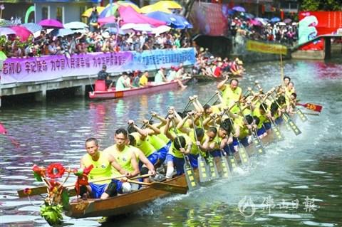 中国侨网昨日（20日），桂城叠滘水乡文化节正式启动，现场举行“圣堂杯”龙船邀请赛。
