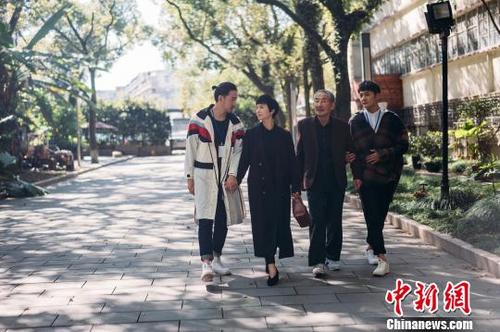 《温州三家人》在浙江温州开机 续写"时代史诗"