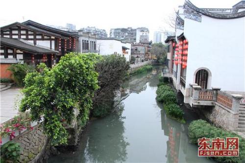 中国侨网福州上下杭历史文化街区经过近年来的修复改造，在去年9月开街。东南网记者 卢金福 摄