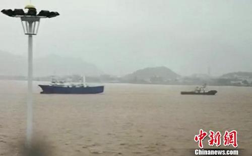 中国侨网图为：事发水域　台州海事局供图　摄