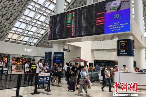 中国侨网图为海口美兰机场航站楼。美兰机场 供图