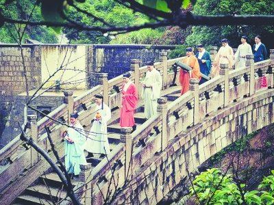 中国侨网九仙传艺宣传片拍摄现场 俞辉 摄
