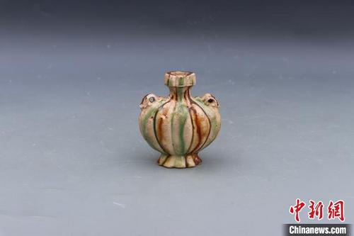 中国侨网唐代瓷壶。广州市文化广电旅游局 供图