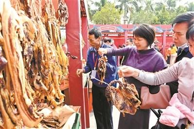 中国侨网芦苞腊味很惹味（《广州日报》/陈枫 龙成通 图）