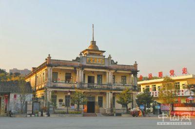 中国侨网 南区曹边乡立学校。本报记者 王云 摄