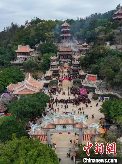 中国侨网“妈祖故里”福建湄洲岛。　高亚成 摄