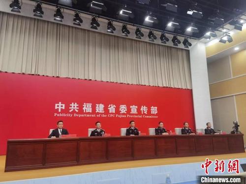 中国侨网新闻发布会现场。 郑江洛 摄