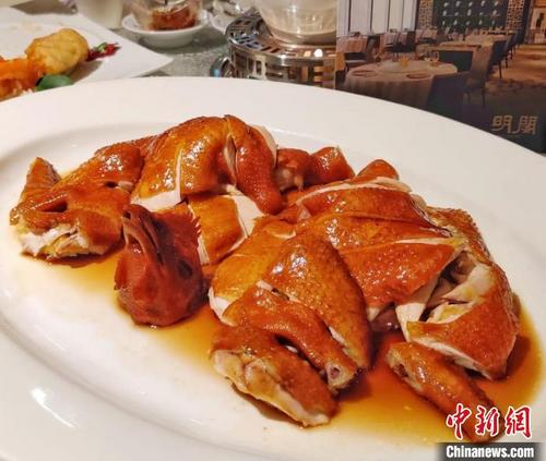 中国侨网豉油鸡 蚁子聪 摄