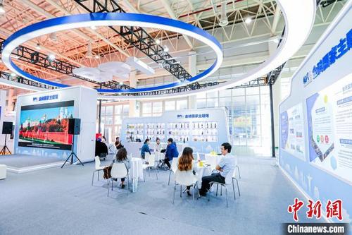 中国侨网2022中国(厦门)国际跨境电商展览会推出“金砖国家主题馆”,鼓励跨境电商企业在金砖国家“抱金砖”。 厦门市贸促会 供图
