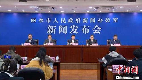 中国侨网新闻发布会现场。 陈炜 摄