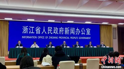 中国侨网新闻发布会现场。 钱晨菲 摄