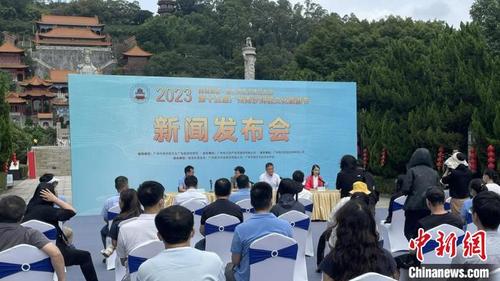 中国侨网发布会现场 王子杰 摄