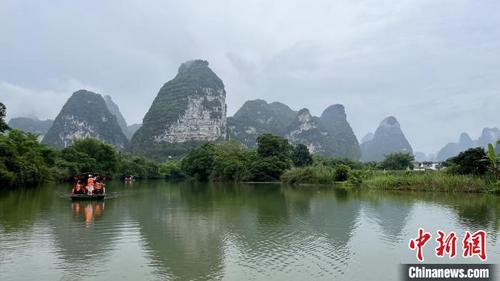 中国侨网明仕田园风景如画。 张文茜 摄
