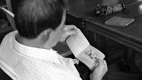 中国侨网馆藏有国内图书馆已经很少见的连环画。(《广西日报》)