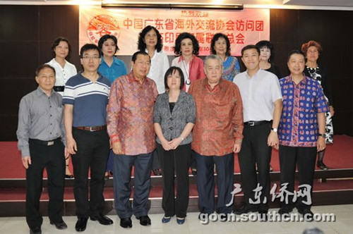 中国侨网与印尼客属总会座谈会嘉宾合影