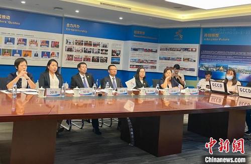 中国侨网图为2021中国(广西)—波兰经贸合作论坛南宁线下会场。 黄令妍 摄