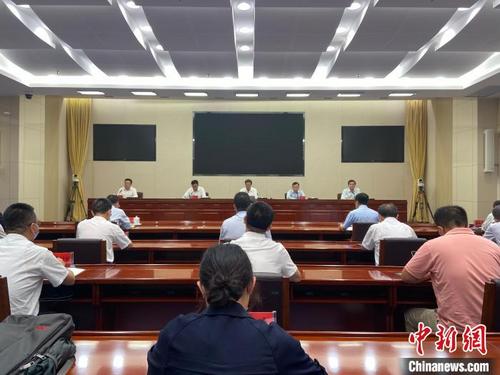 中国侨网发布会现场。 杨迪 摄