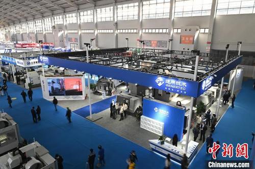 中国侨网第二十届中国国际装备制造业博览会线下展会于10月22日至25日在沈阳国际展览中心举办。　于海洋　摄
