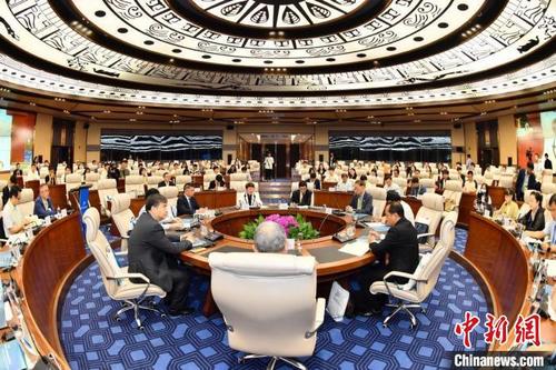 中国侨网图为中国—东盟溪山论坛主论坛现场。2023中国—东盟教育交流周新闻中心供图