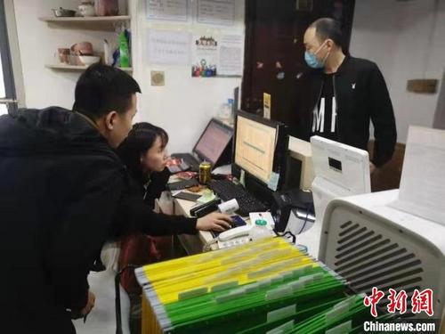 中国侨网公安机关网上调取资料。资中县公安局供图　