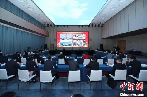 中国侨网中国侨联召开学习习近平经济思想促进高质量发展侨商座谈会。(中国侨联供图)