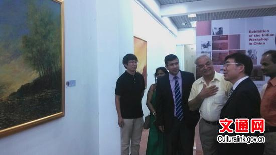 高华参展参观展览