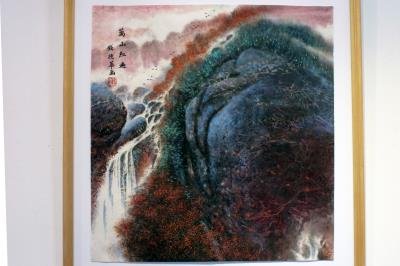 旅美华人画家纽约办展 写意山水展现中国田园生活